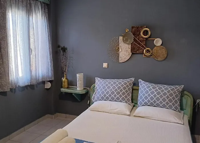 Mulberry House Гостевой дом Элафонисси